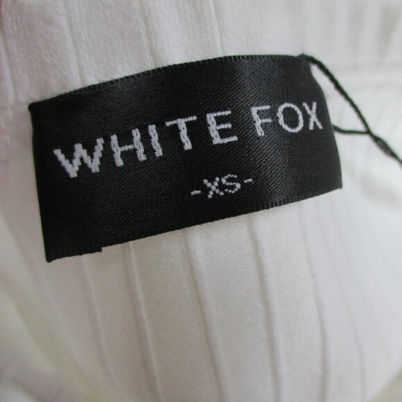 White Fox Boutique Maxi Skirt Womens XS White Walk Behind Me Ribbed Maxi NWT - Picture 4 of 7